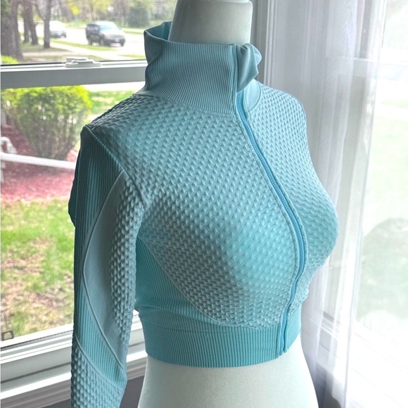 Light Blue Textured Activewear Pong Sleeve Full Zip Shirt - Picture 1 of 7